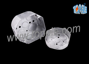 1 - 1 / 2" गहराई 4' जस्ती स्टील इलेक्ट्रिकल बॉक्स कवर कवर के साथ