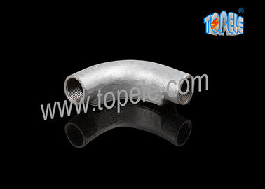 20MM 3 / 4 ′′, 1 ′′ बीएस 4568 जीआई आयरन कोहनी टेप छेद के साथ नरम आयरन परिपत्र जंक्शन बॉक्स